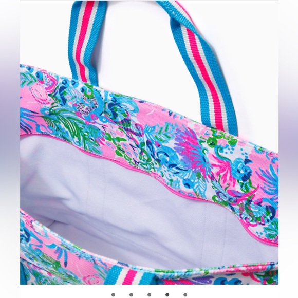 NWT Lilly Pulitzer large Mercato Tote in Mandevilla Baby Paradise Petals - Picture 3 of 9